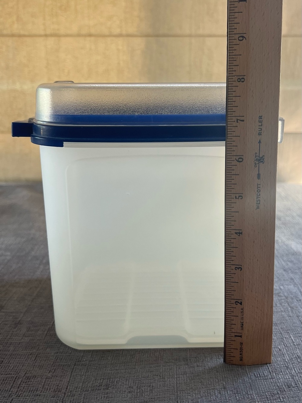 Tupperware White Container with Blue Seal and Clear Lid - Picture 10 of 13
